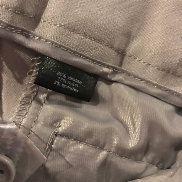 Limited Gray Ideal Stretch Crop Pants - Picture 6 of 6